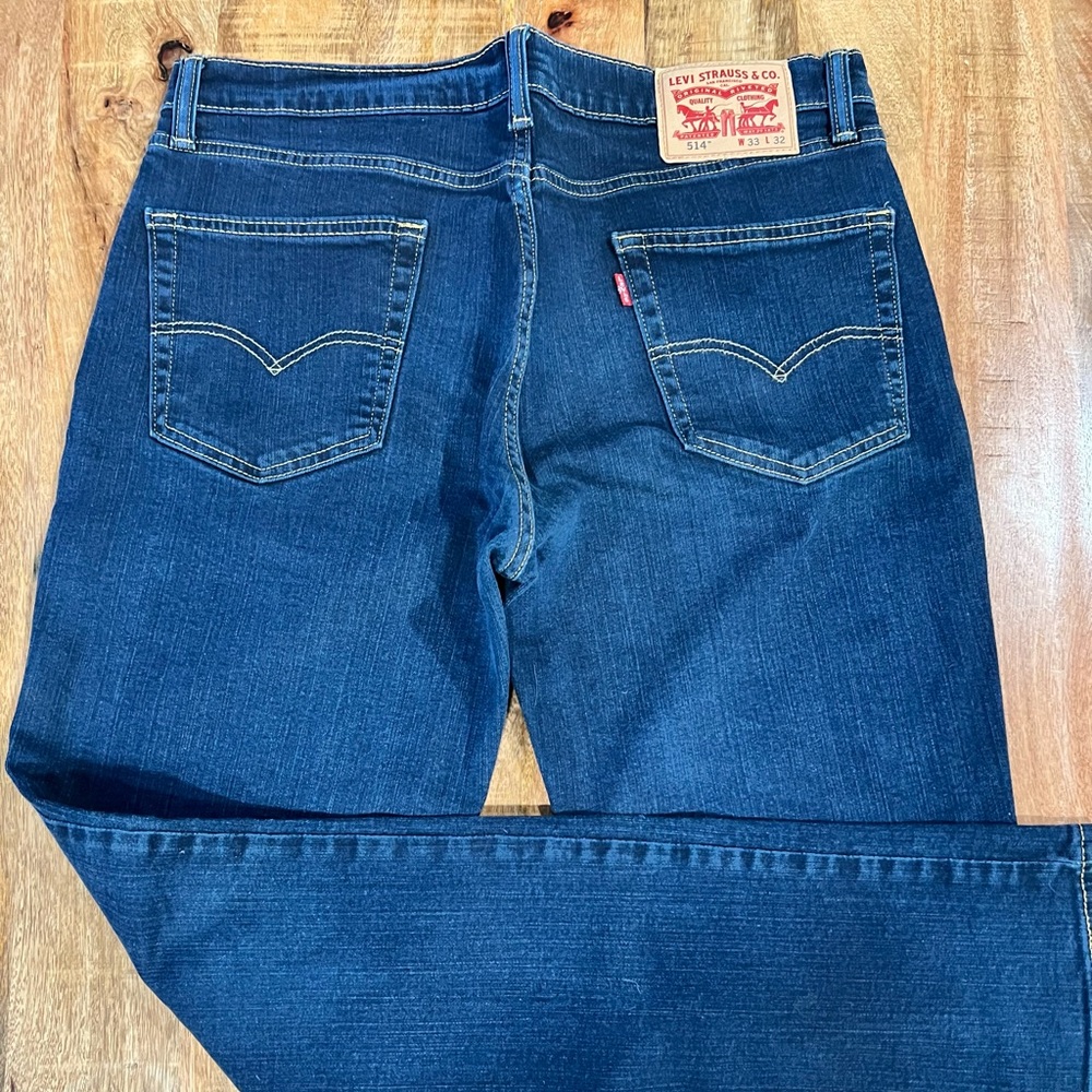 Men’s Levi’s straight leg 33x32